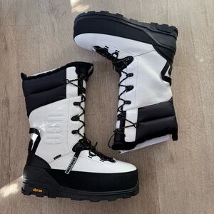 UGG Shasta Tall White Leather Boots Gore-tex Waterproof 1151850 Size 13m/14w New